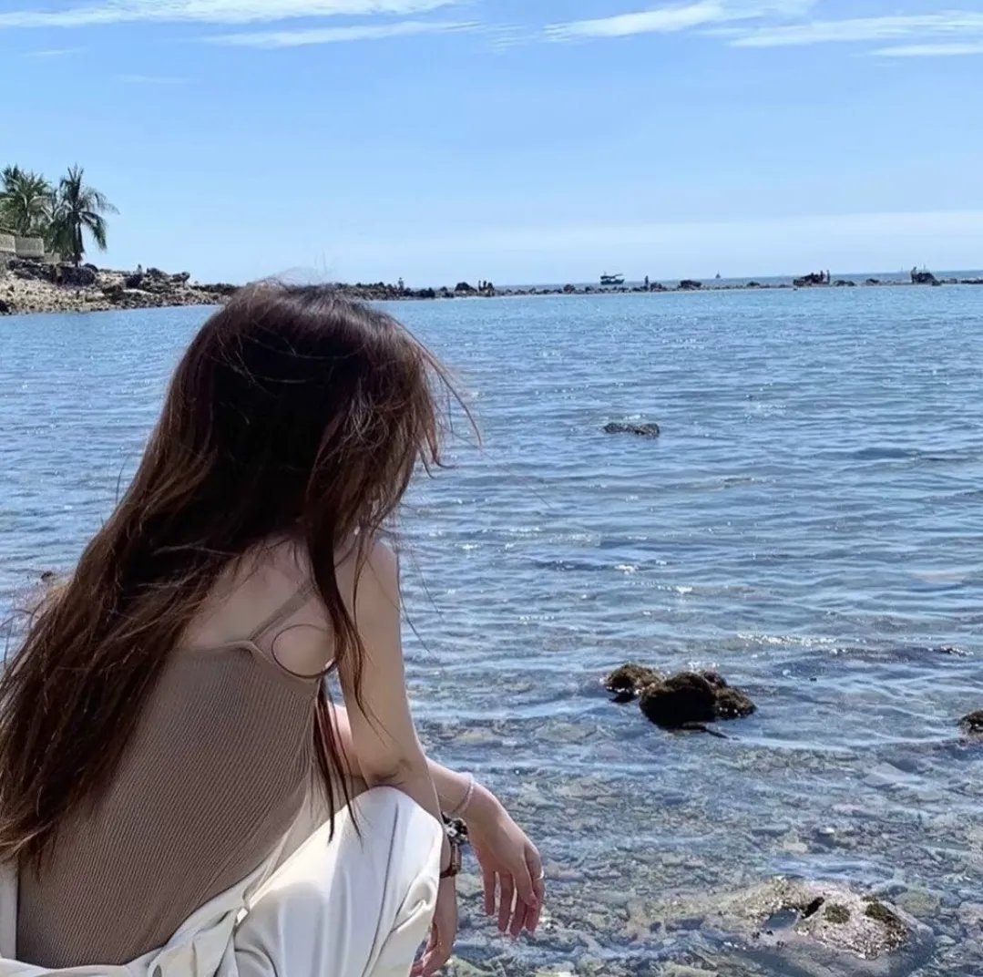 泄密者死海报